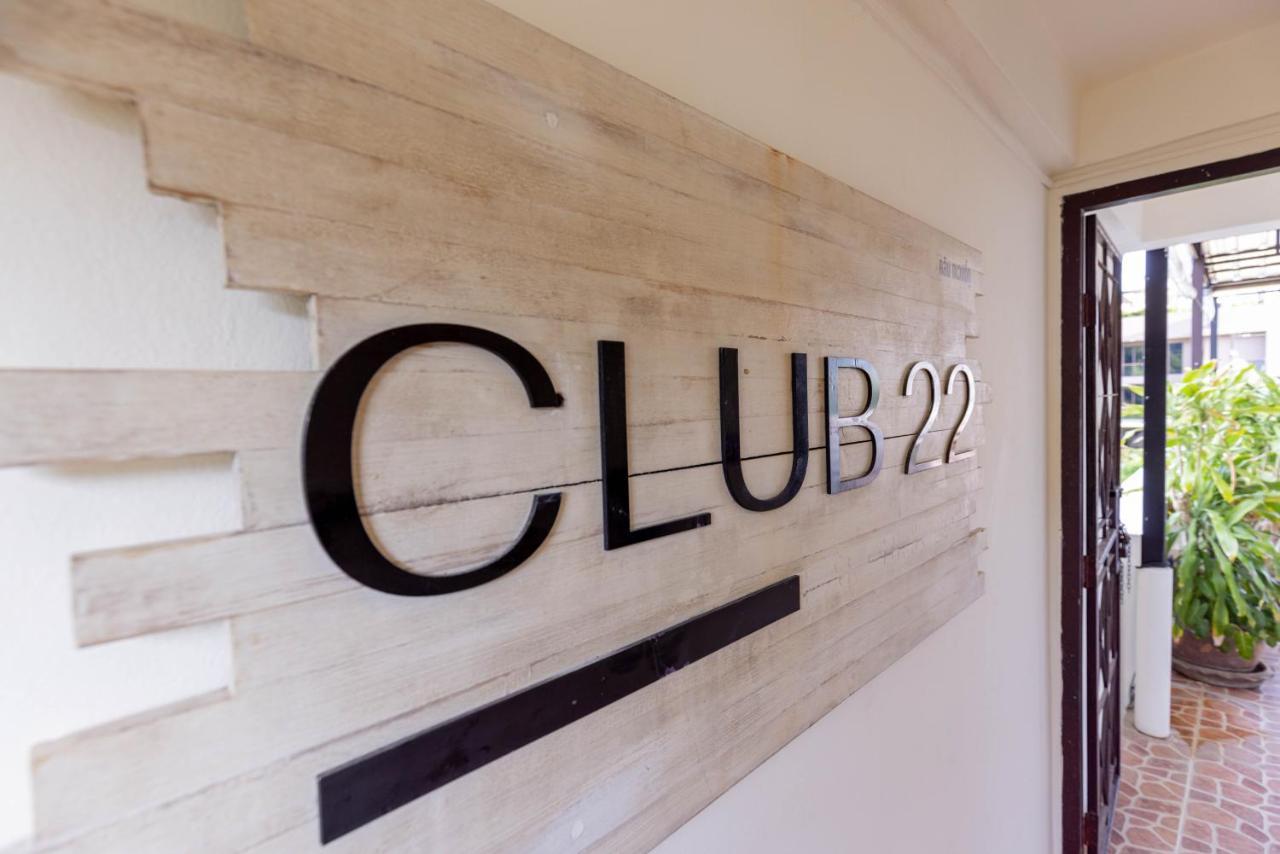Club22 Kamala Suites, Kamala Beach Exterior photo